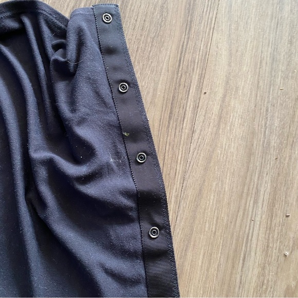 Lululemon Black Vinyasa Scarf - Picture 3 of 4